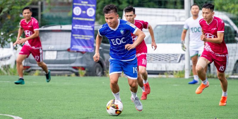 Các giải đấu giao hữu mang tính chuyên nghiệp sẽ là giải pháp ổn thỏa hơn cho tình trạng này